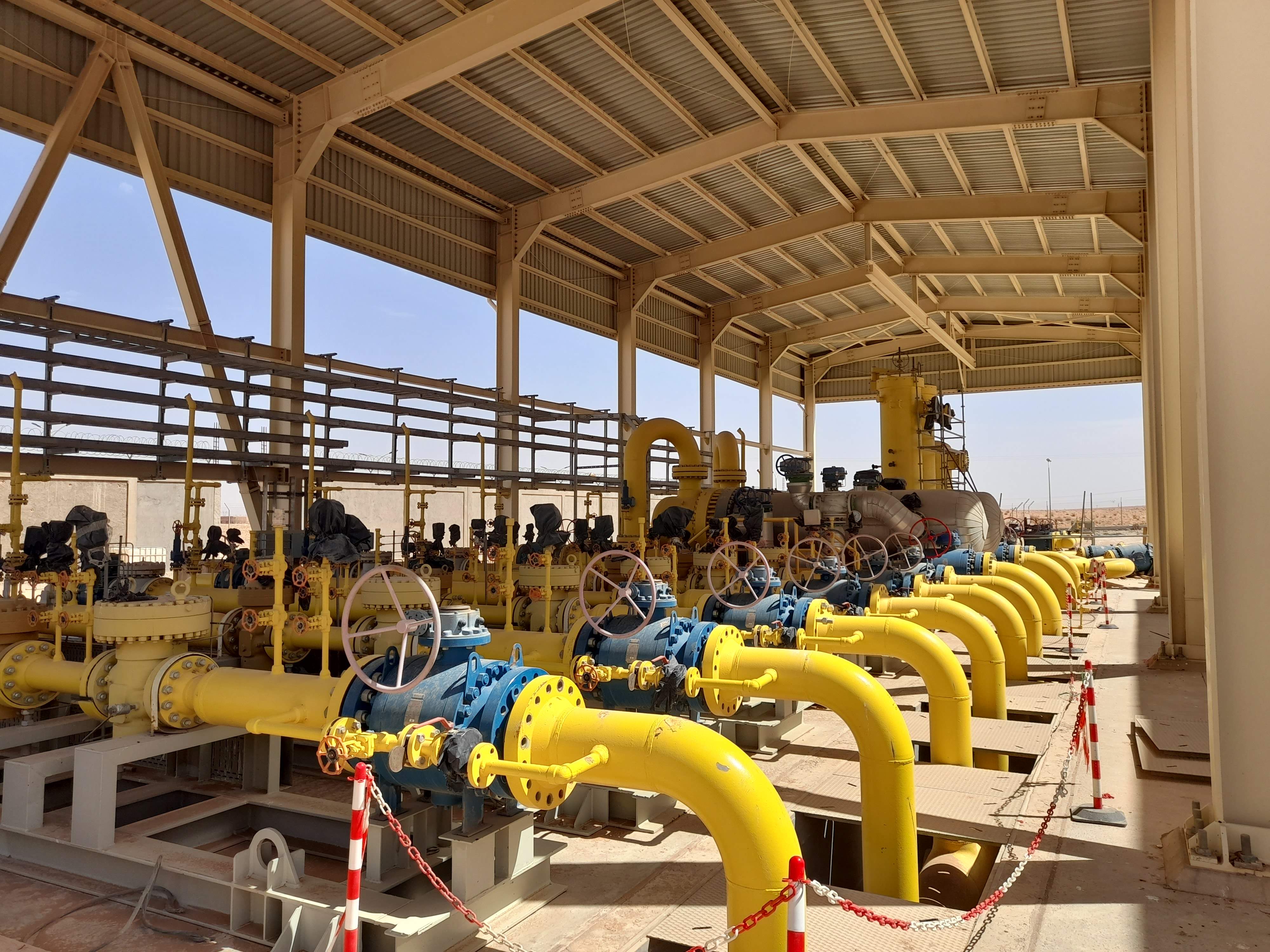 Industrial construction and commissioning background